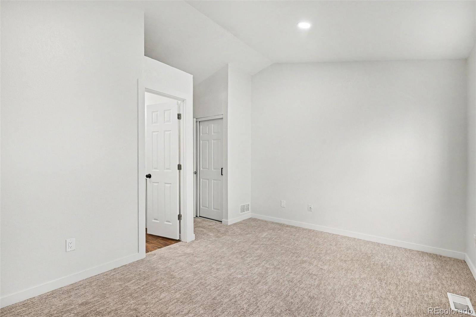 2537 E Nichols Circle Centennial CO 80122