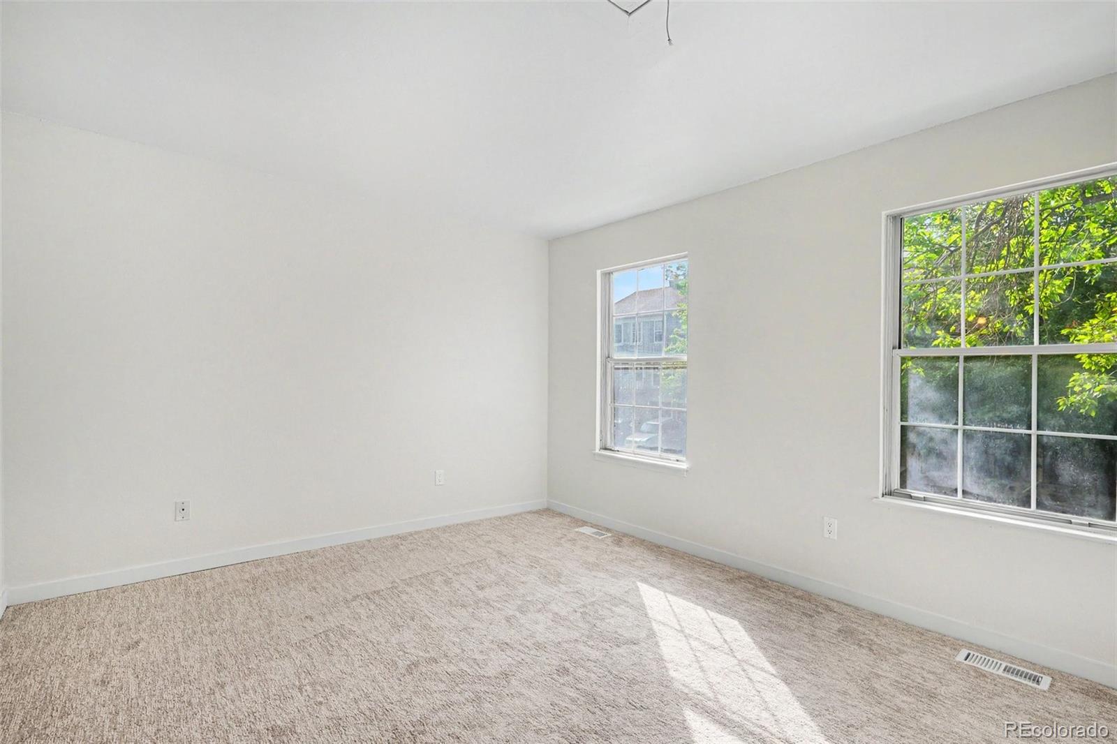 2537 E Nichols Circle Centennial CO 80122