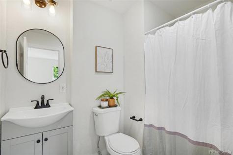 2537 E Nichols Circle Centennial CO 80122