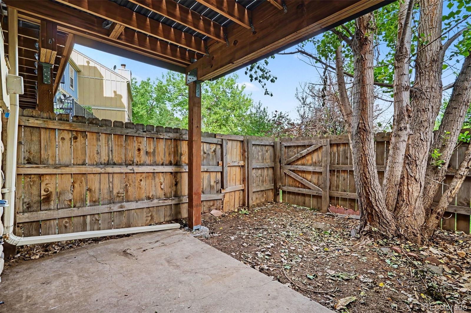 2537 E Nichols Circle Centennial CO 80122