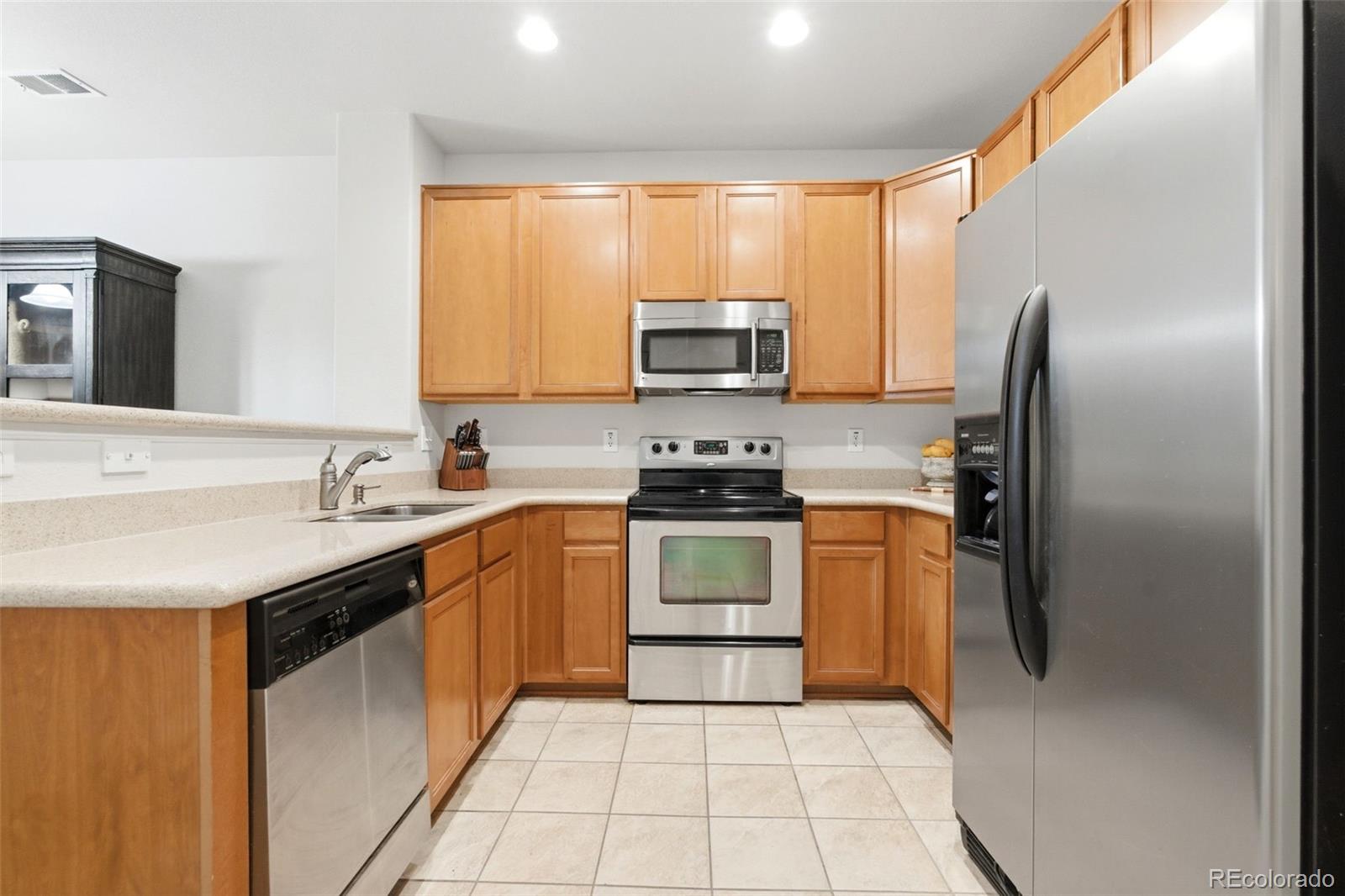 591 S Mobile Place Aurora CO 80017