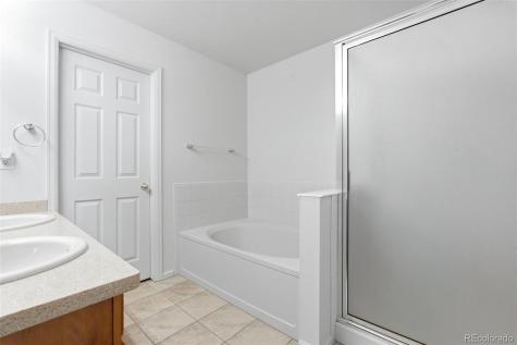 591 S Mobile Place Aurora CO 80017
