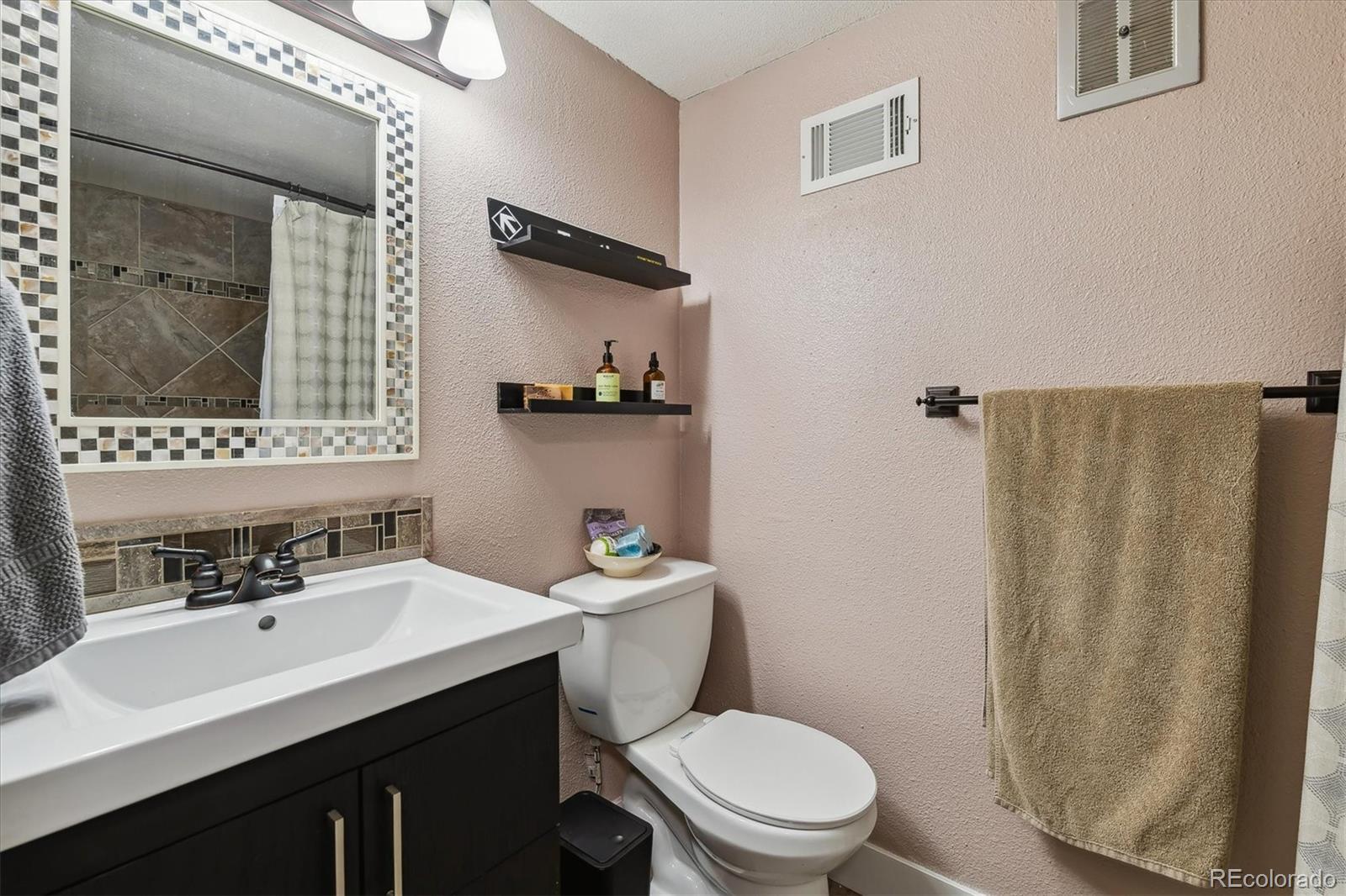 6495 E Happy Canyon Road Denver CO 80237