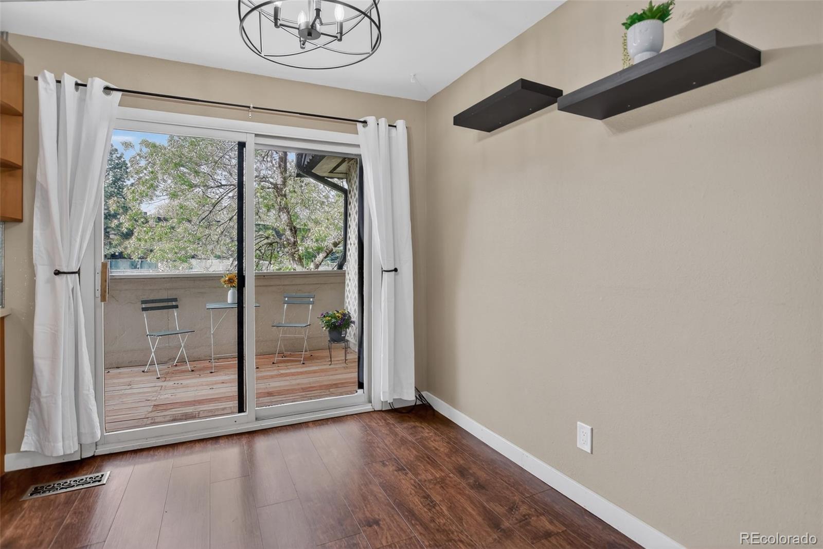 6870 S Broadway Centennial CO 80122