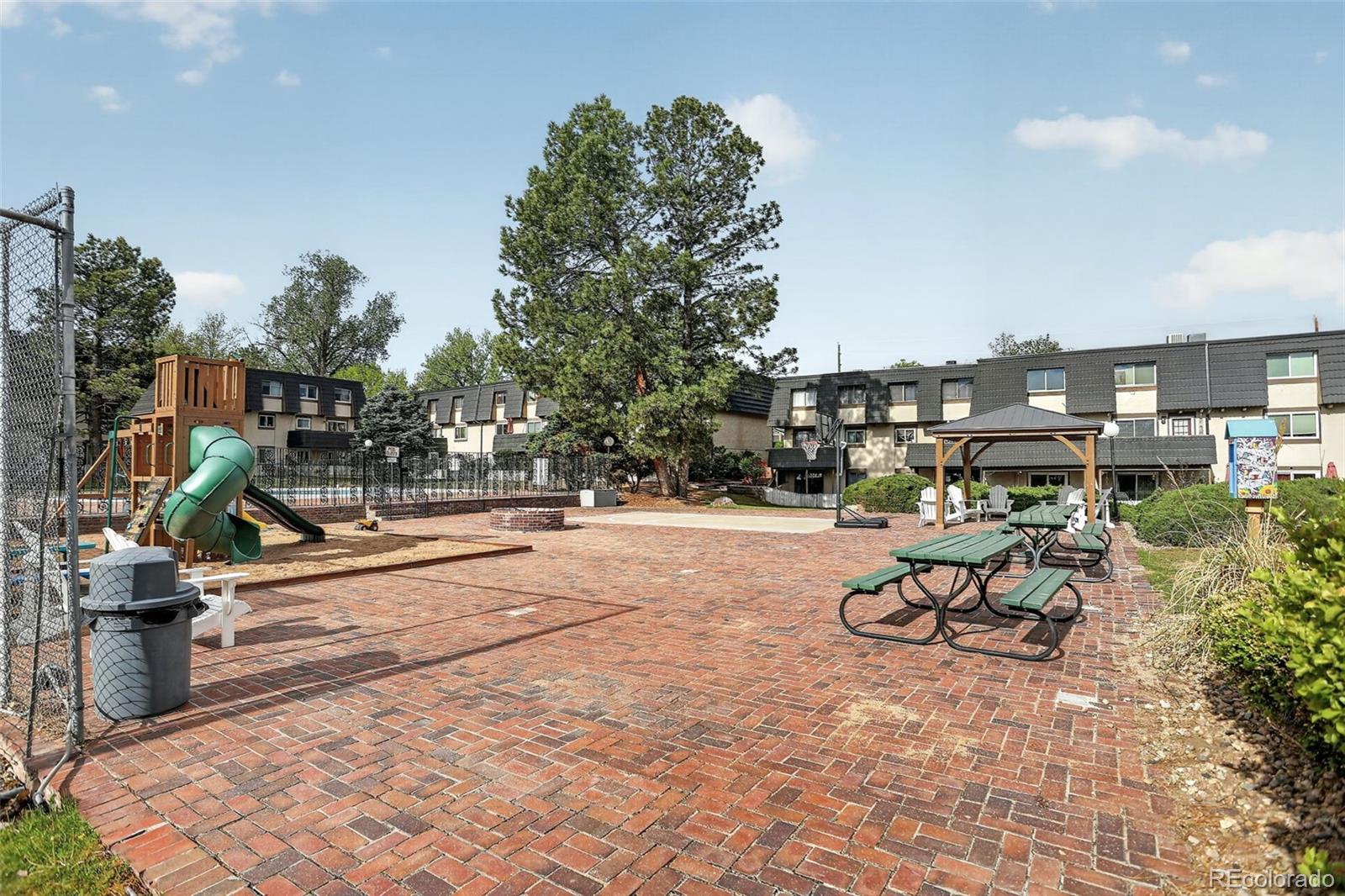 6870 S Broadway Centennial CO 80122