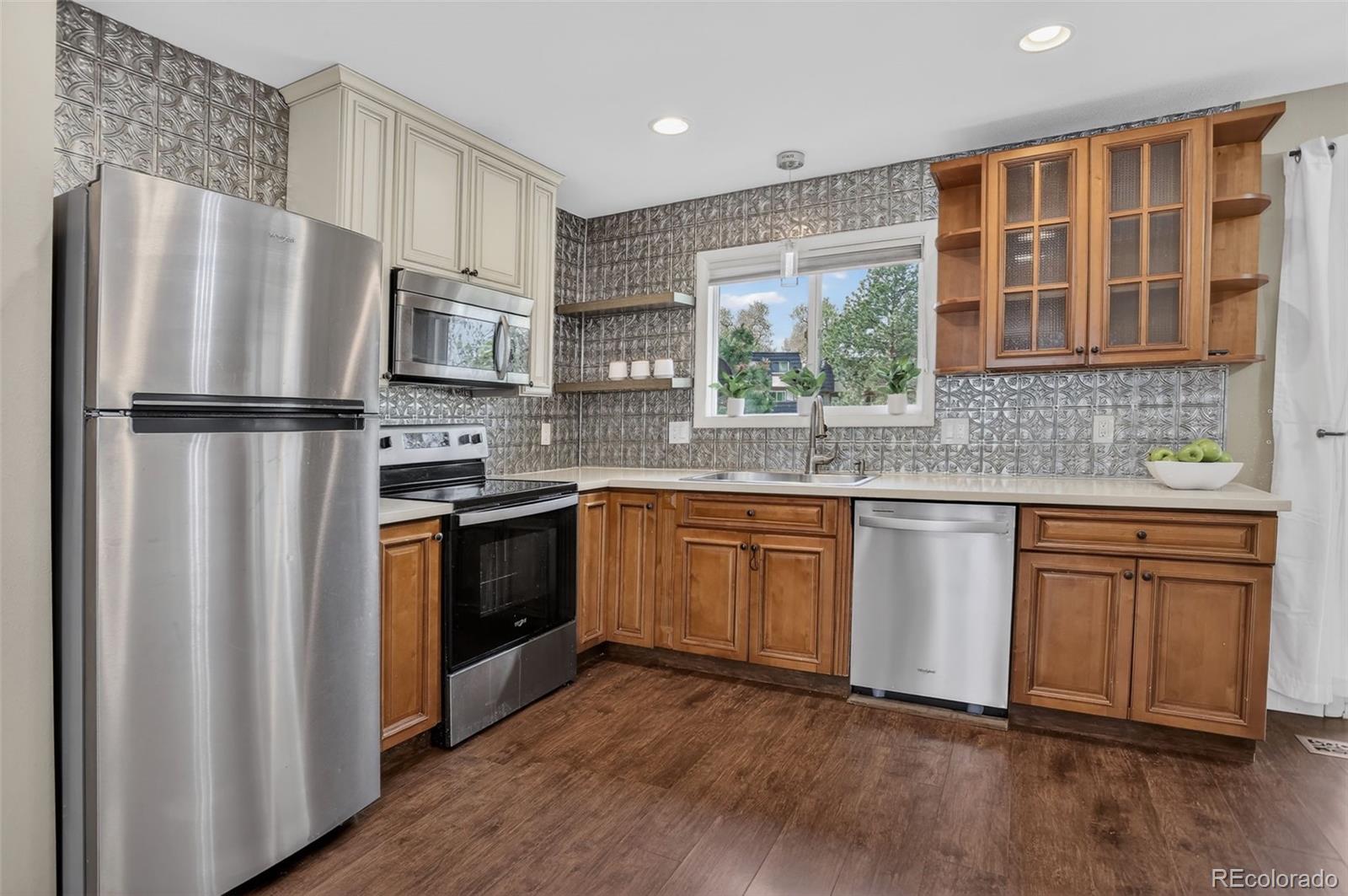 6870 S Broadway Centennial CO 80122