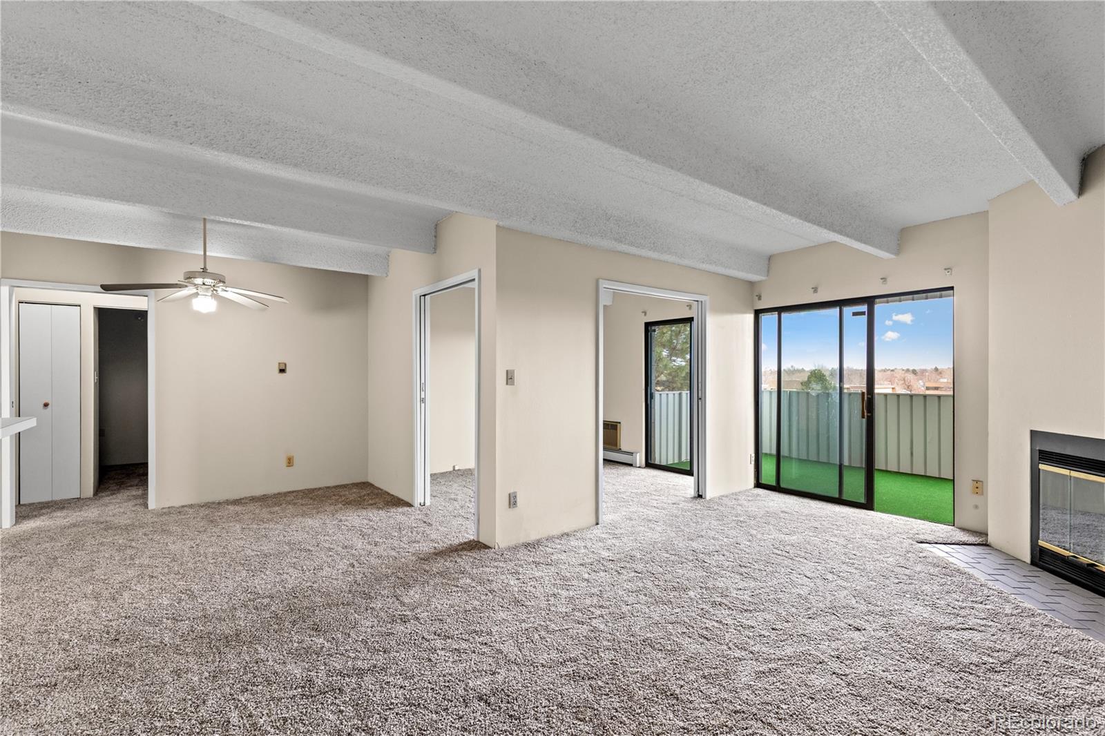 1011 S Ironton Street Aurora CO 80012
