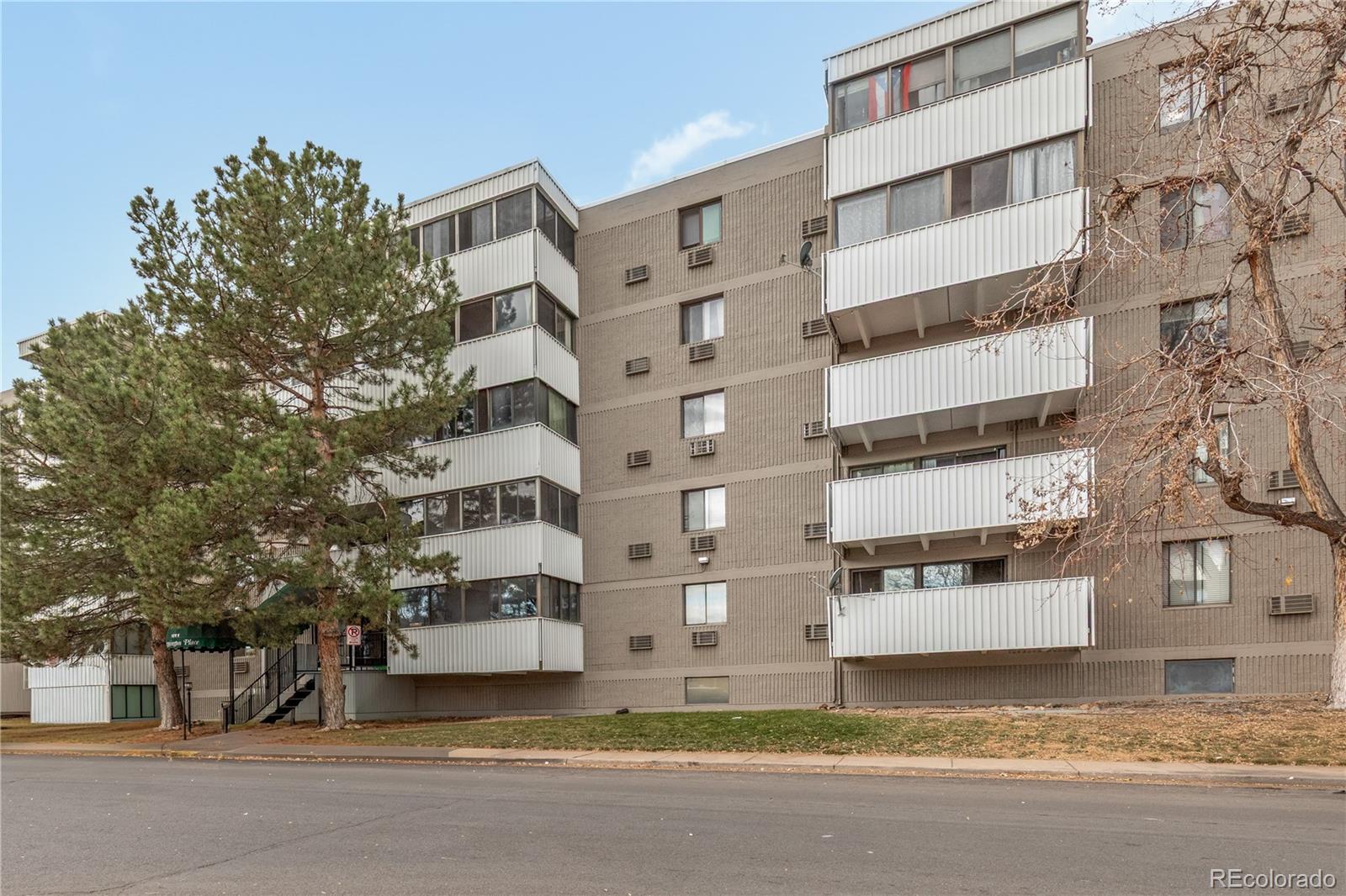1011 S Ironton Street Aurora CO 80012