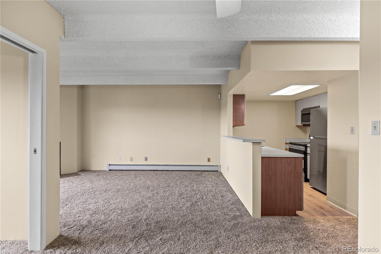 1011 S Ironton Street Aurora CO 80012