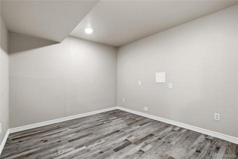 8077 S Vermejo Peak Littleton CO 80127