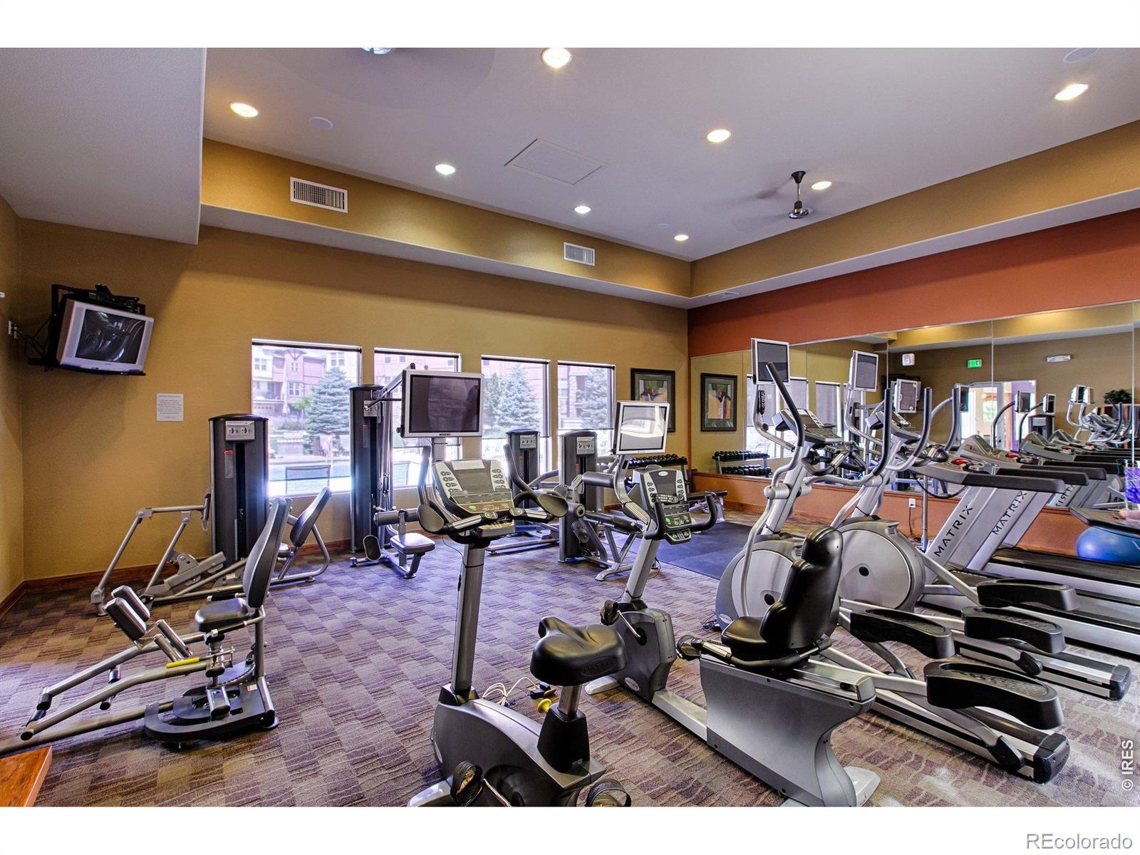 13456 Via Varra Broomfield CO 80020