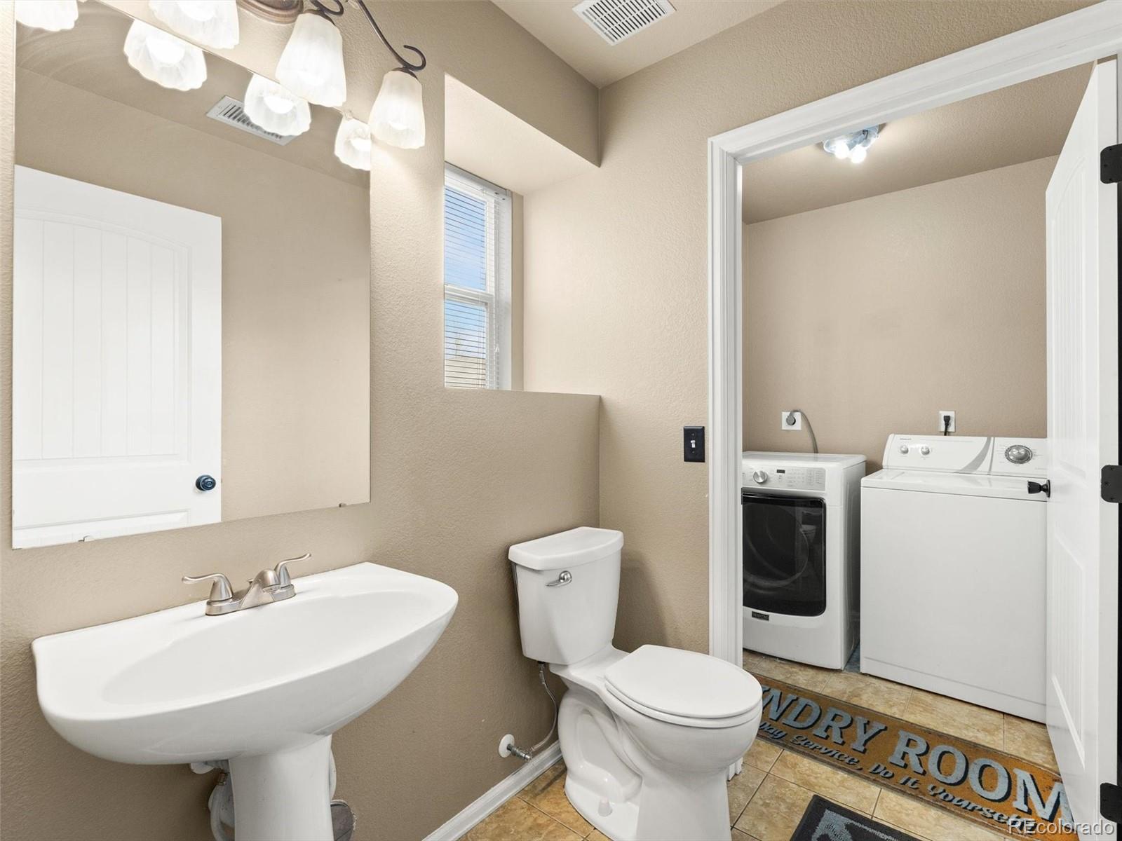 5888 Biscay Street Denver CO 80249