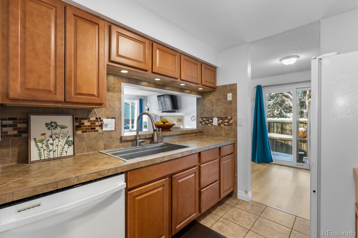 13 Nome Way Aurora CO 80012