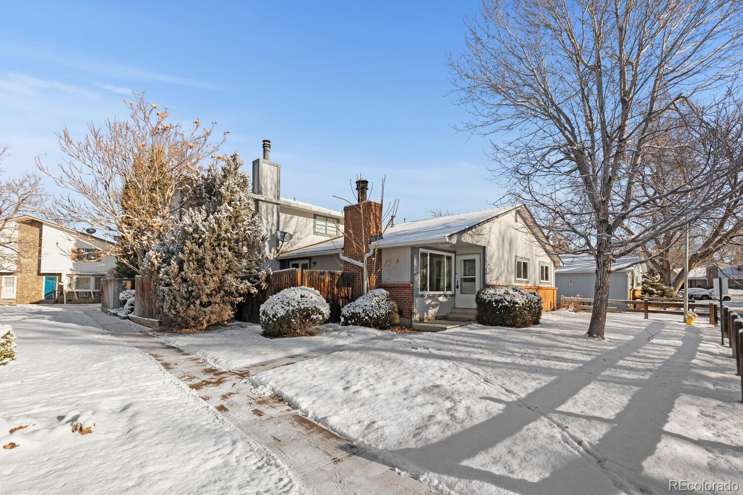13 Nome Way Aurora CO 80012