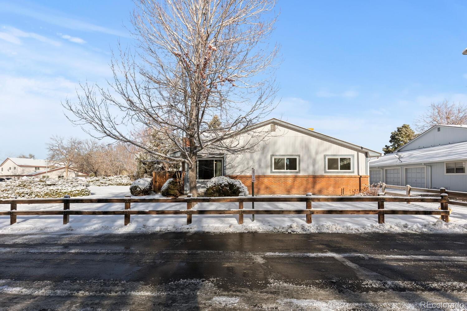 13 Nome Way Aurora CO 80012