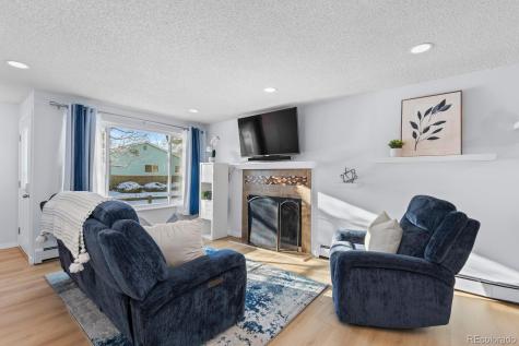 13 Nome Way Aurora CO 80012