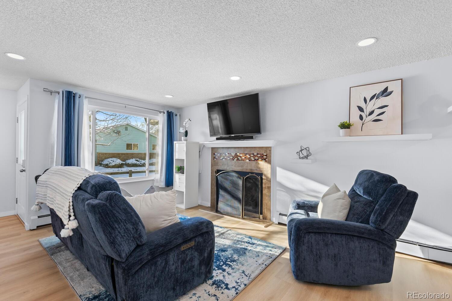 13 Nome Way Aurora CO 80012