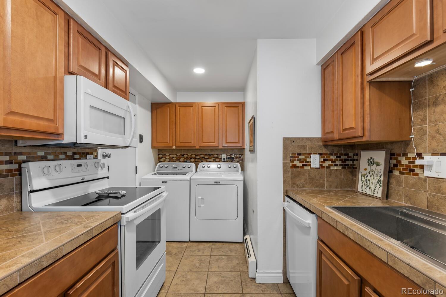 13 Nome Way Aurora CO 80012