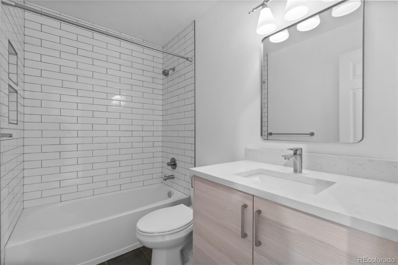 5555 E Briarwood Avenue Centennial CO 80122