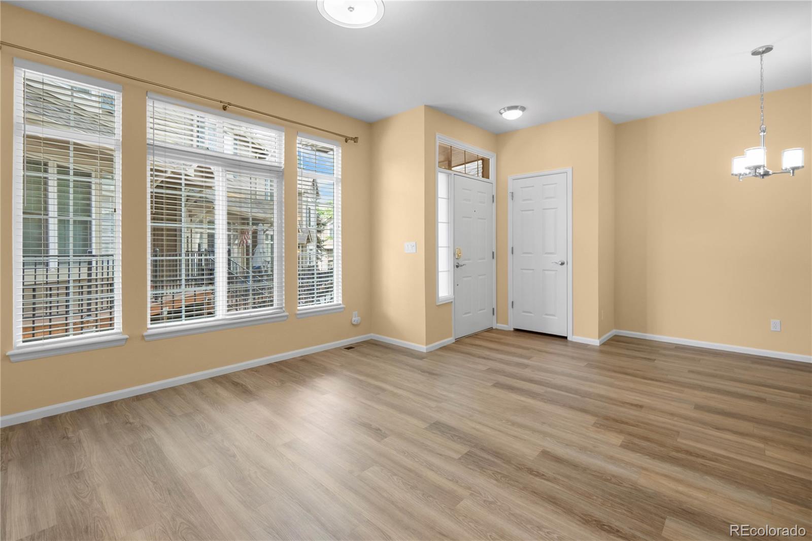 5555 E Briarwood Avenue Centennial CO 80122
