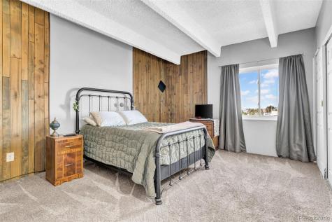364 S Ironton Street Aurora CO 80012