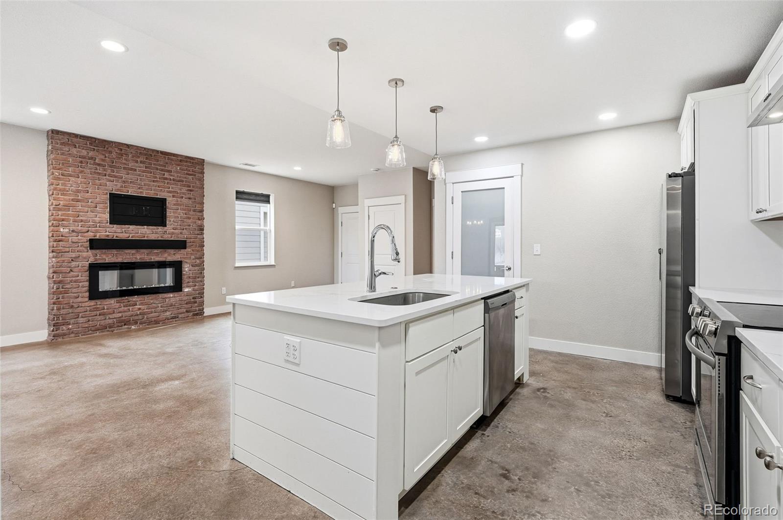 529 Foxtail Place Wiggins CO 80654