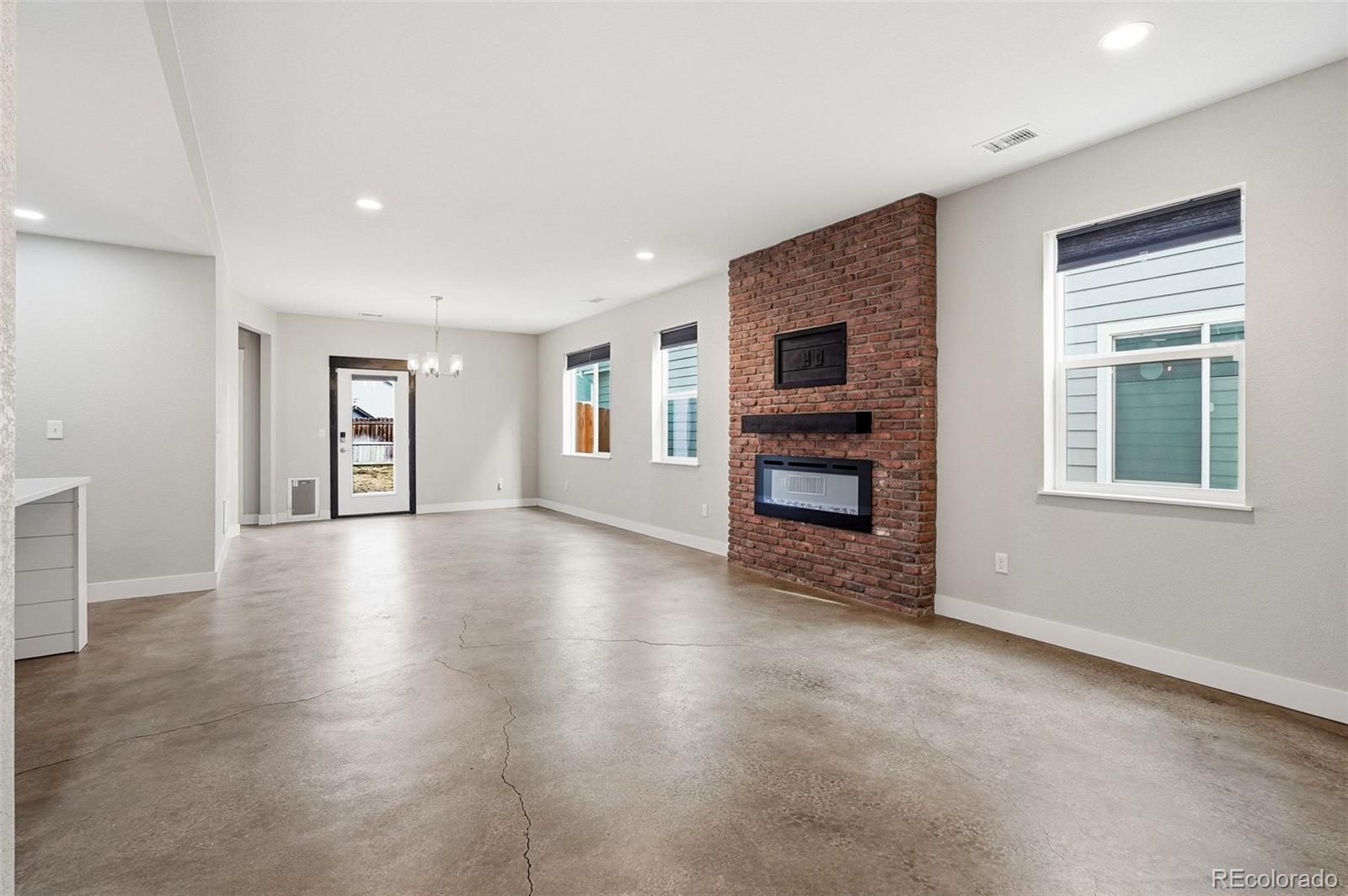 529 Foxtail Place Wiggins CO 80654