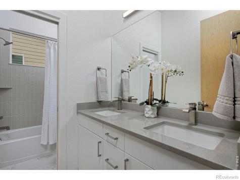 729 Kubat Lane Longmont CO 80503