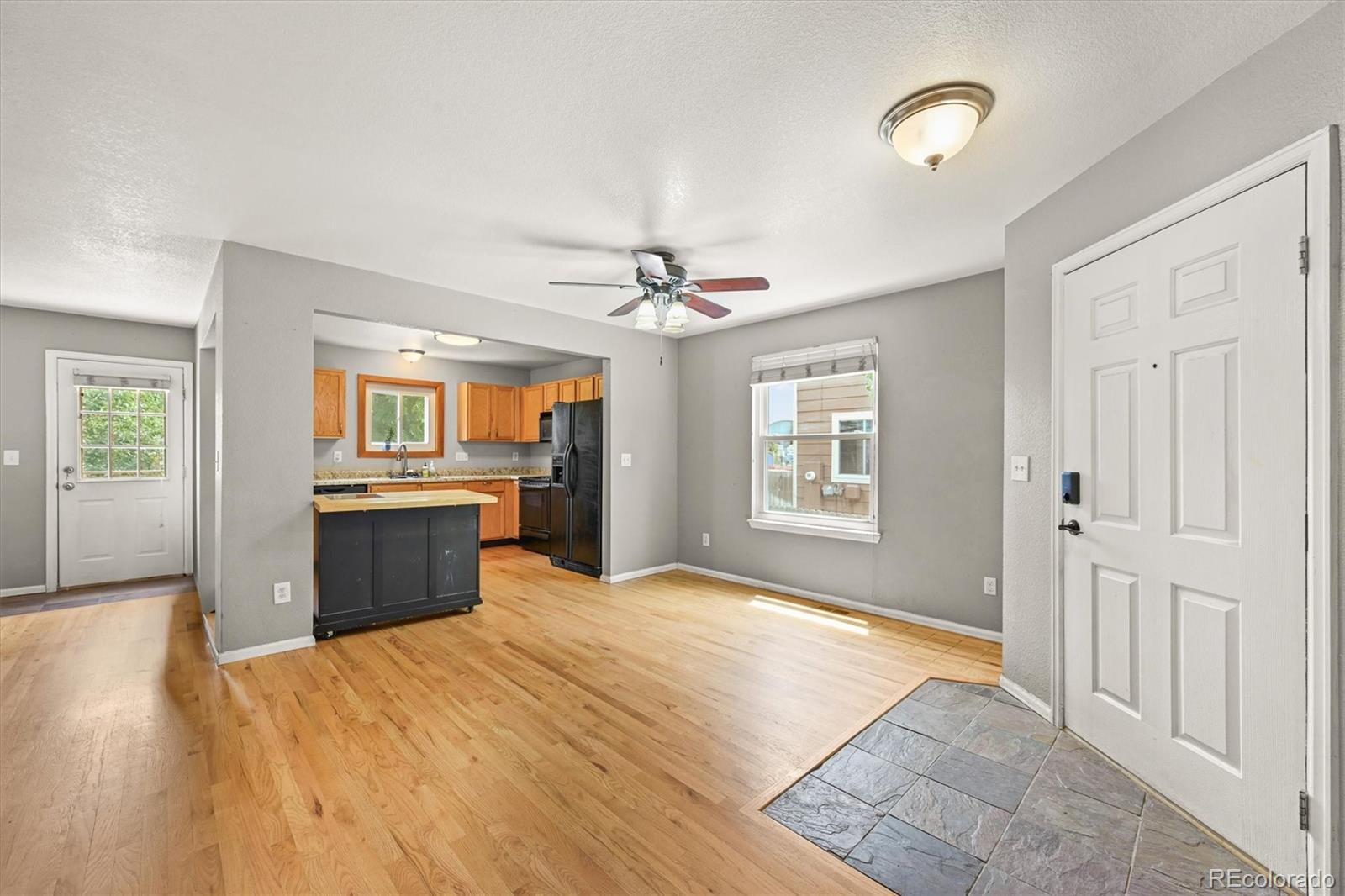 4452 Cornish Way Denver CO 80239