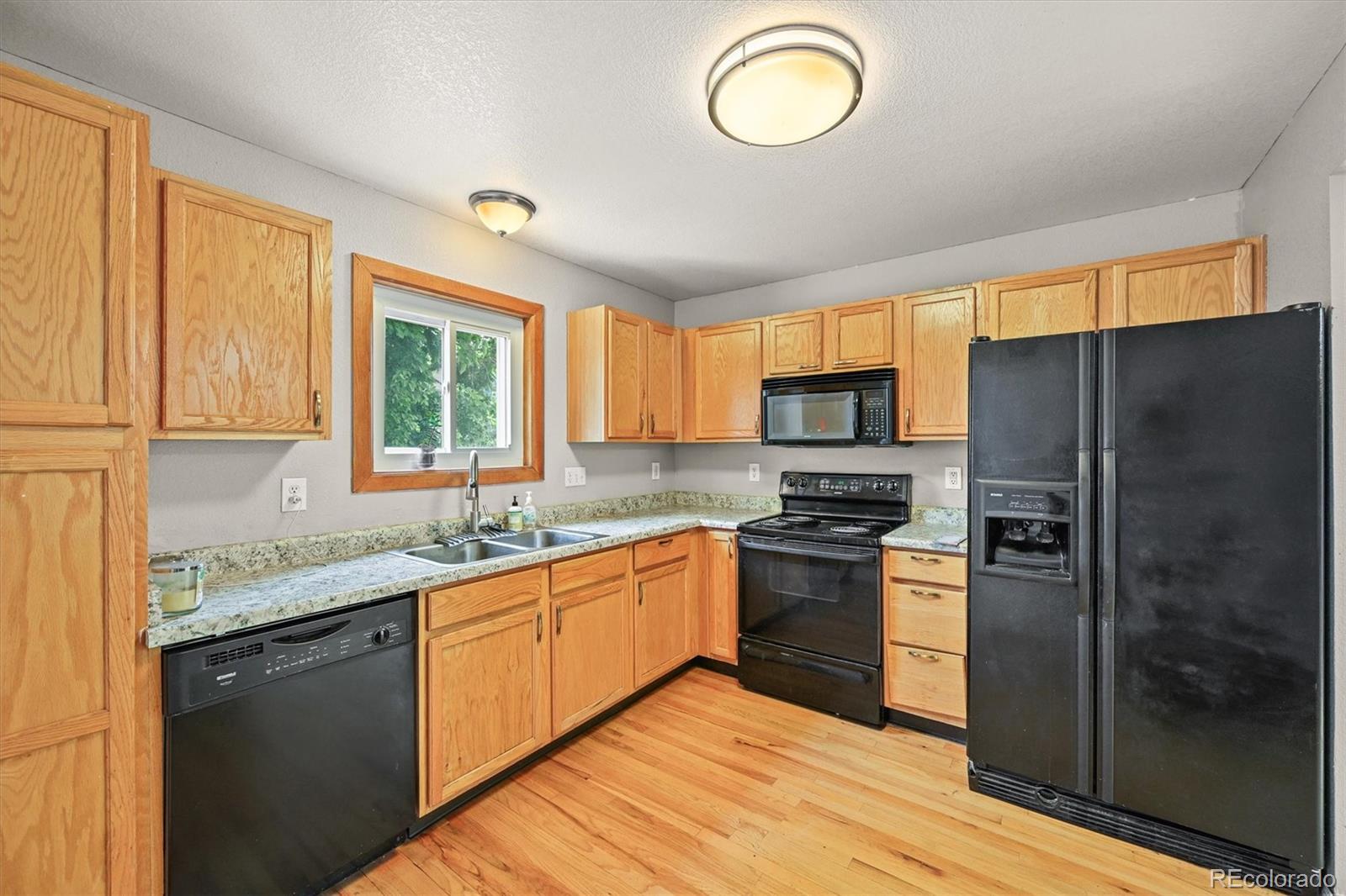 4452 Cornish Way Denver CO 80239