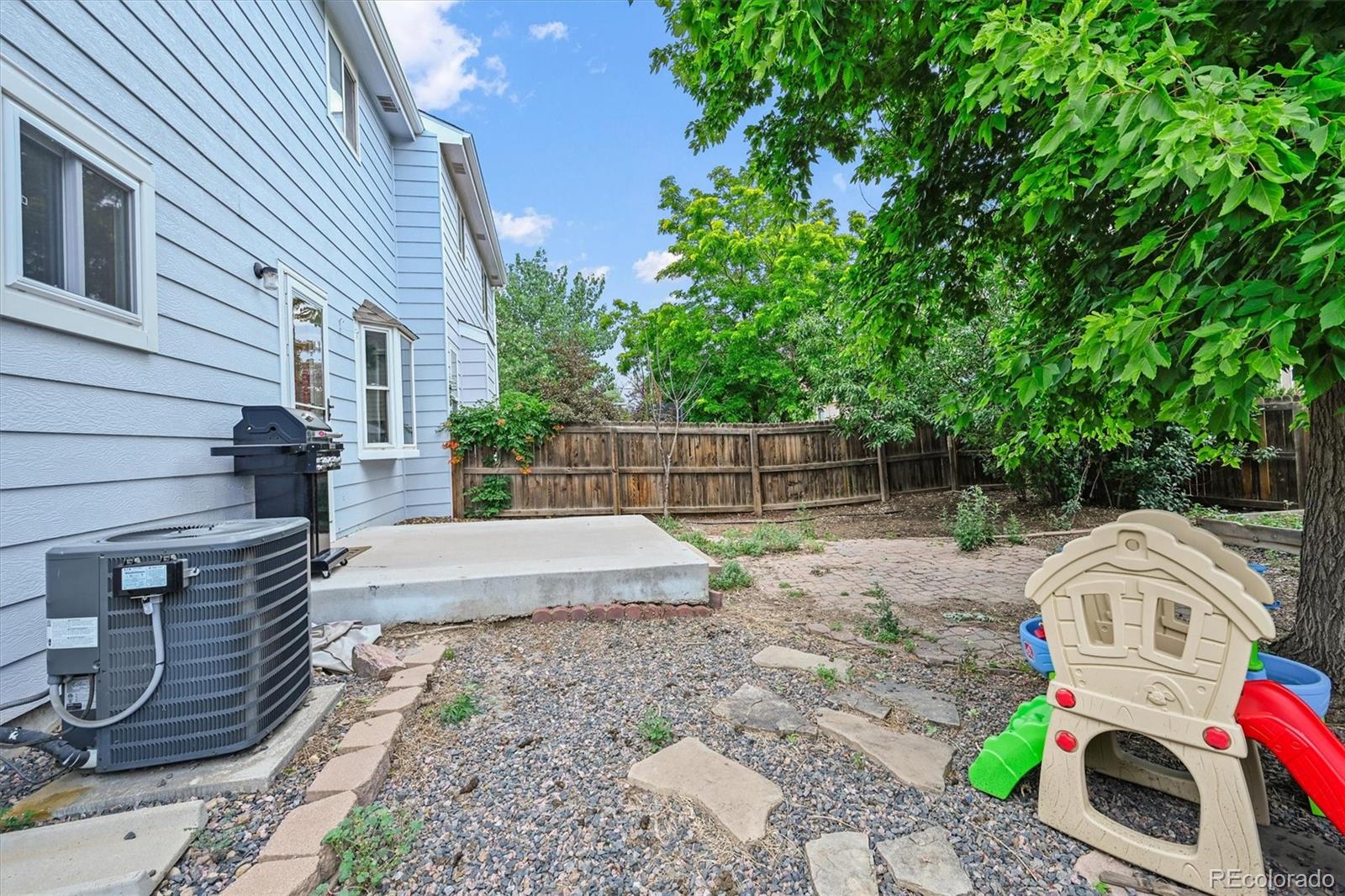 4452 Cornish Way Denver CO 80239