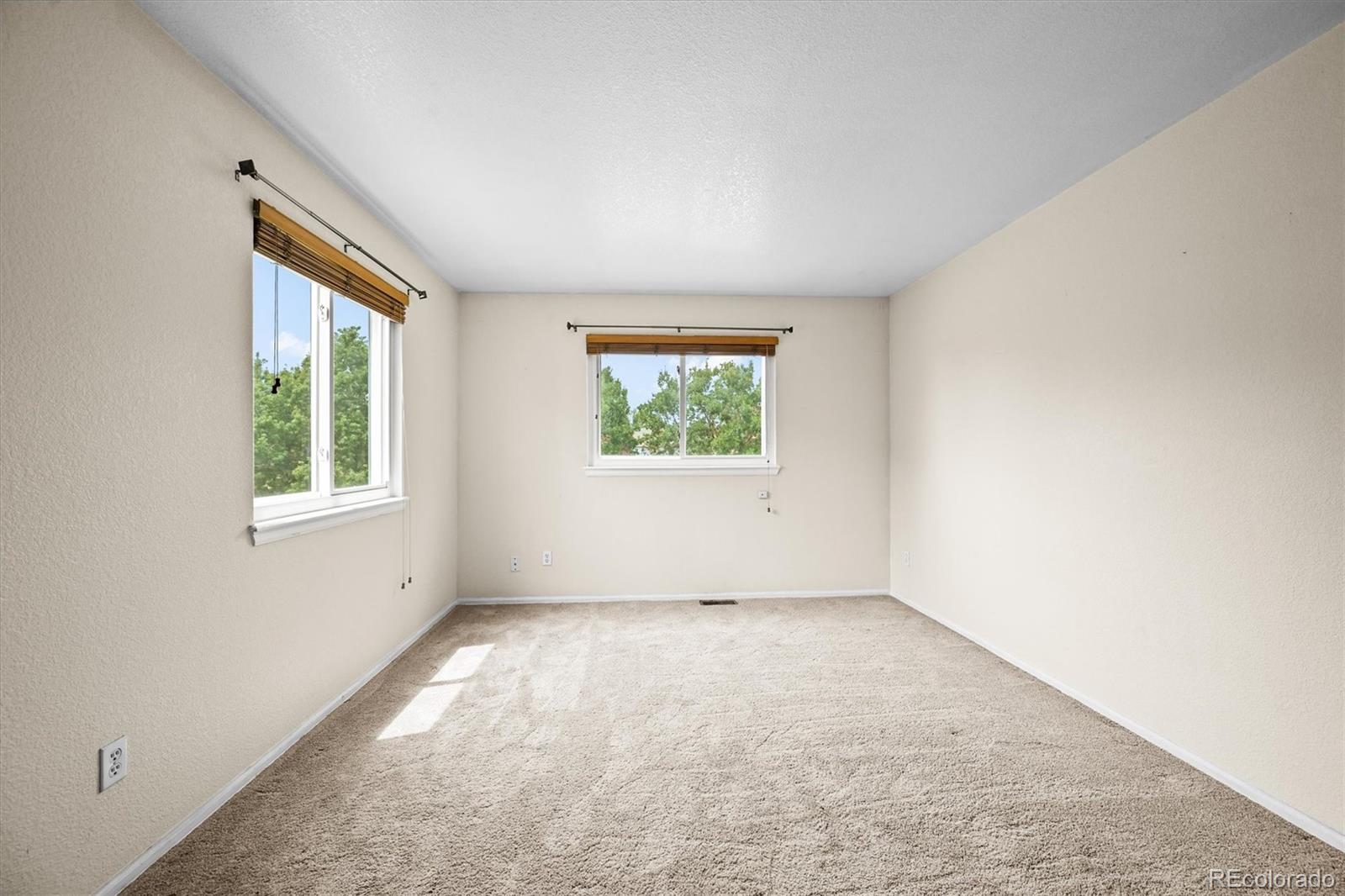 4452 Cornish Way Denver CO 80239