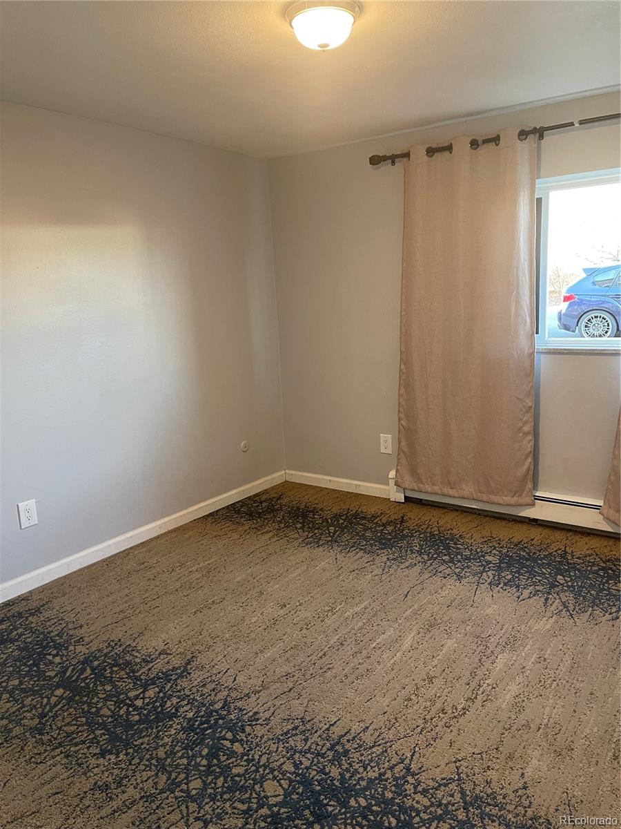 561 E Geneva Street N Aurora CO 80010