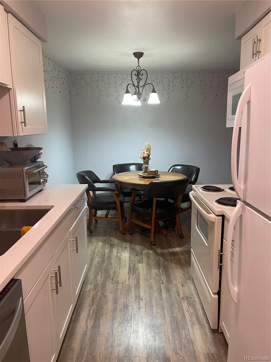 561 E Geneva Street N Aurora CO 80010