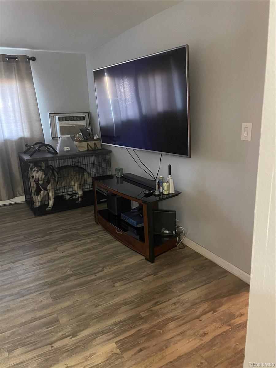561 E Geneva Street N Aurora CO 80010