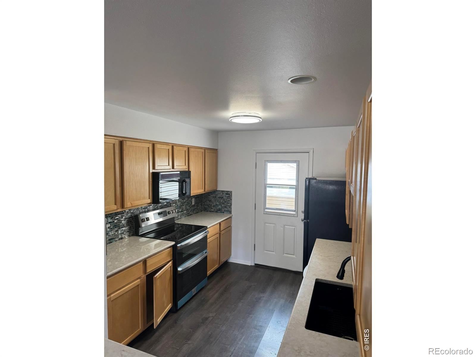 2155 Meadow Court Longmont CO 80501
