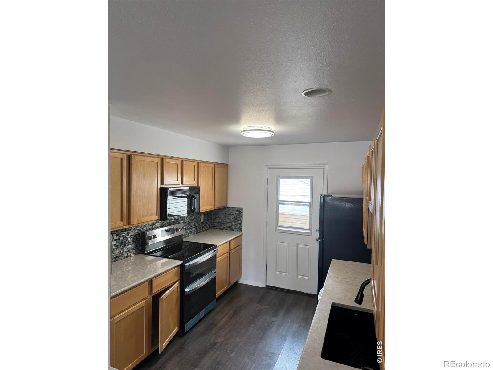 2155 Meadow Court Longmont CO 80501