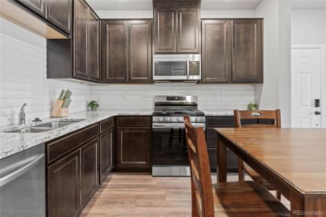 9962 W Victoria Place Littleton CO 80127