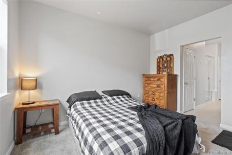 9962 W Victoria Place Littleton CO 80127