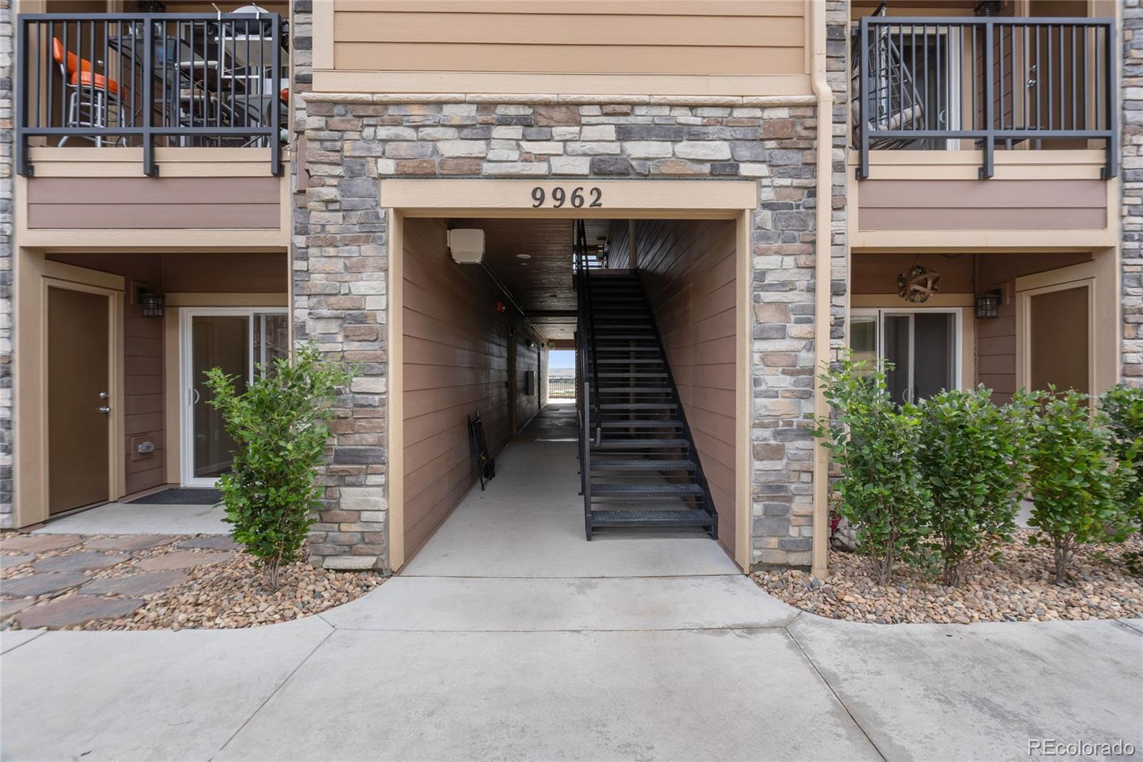 9962 W Victoria Place Littleton CO 80127