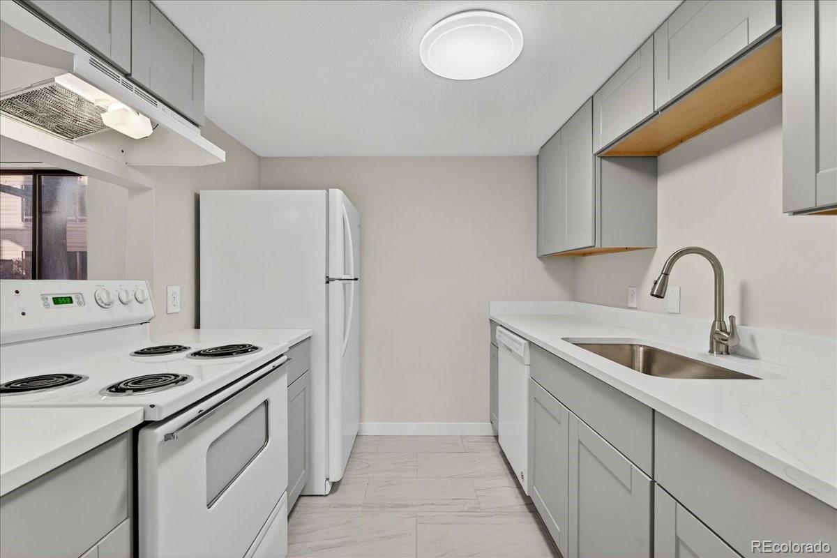 4681 S Decatur Street Englewood CO 80110