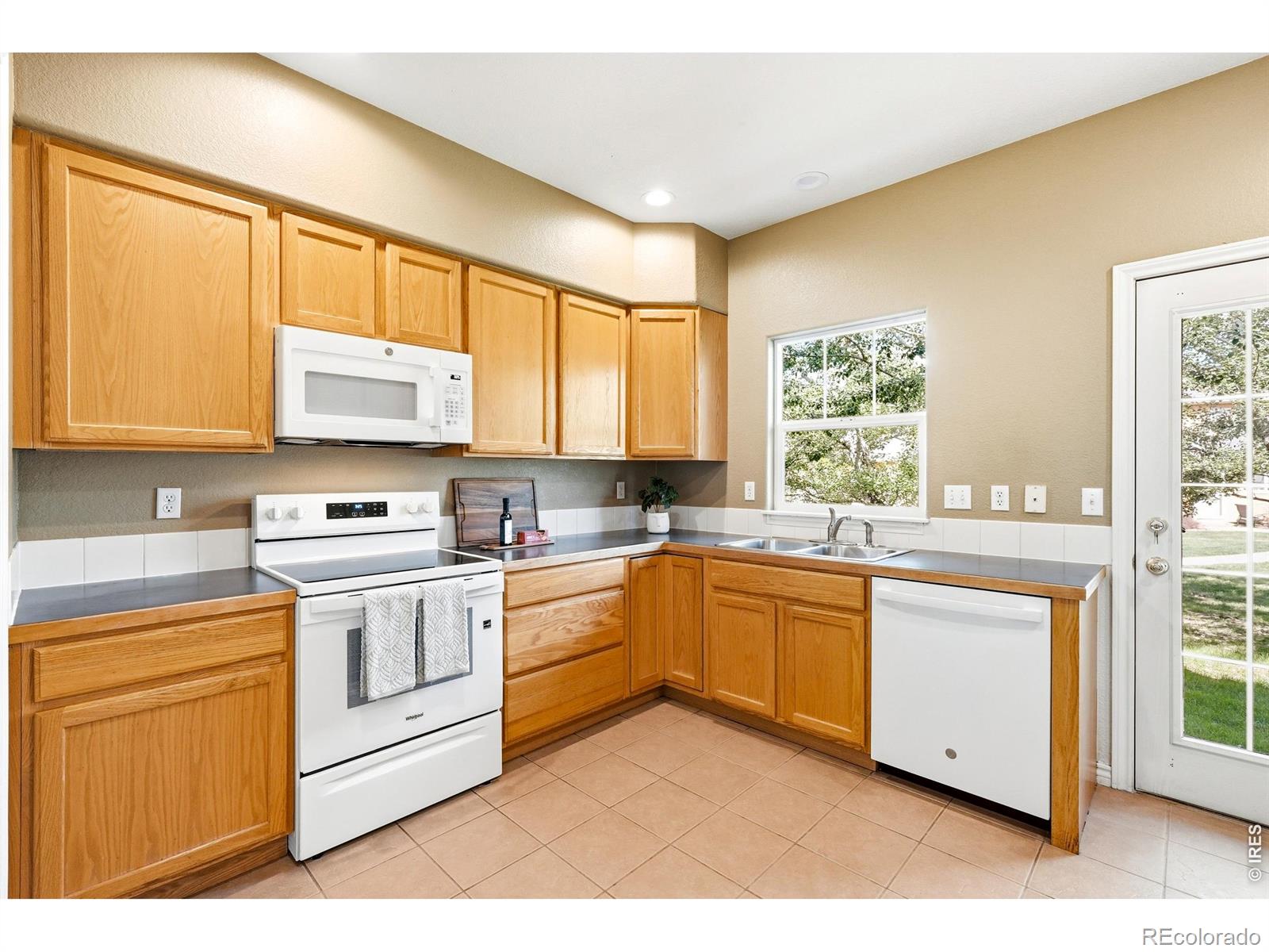 828 Kane Drive Longmont CO 80501