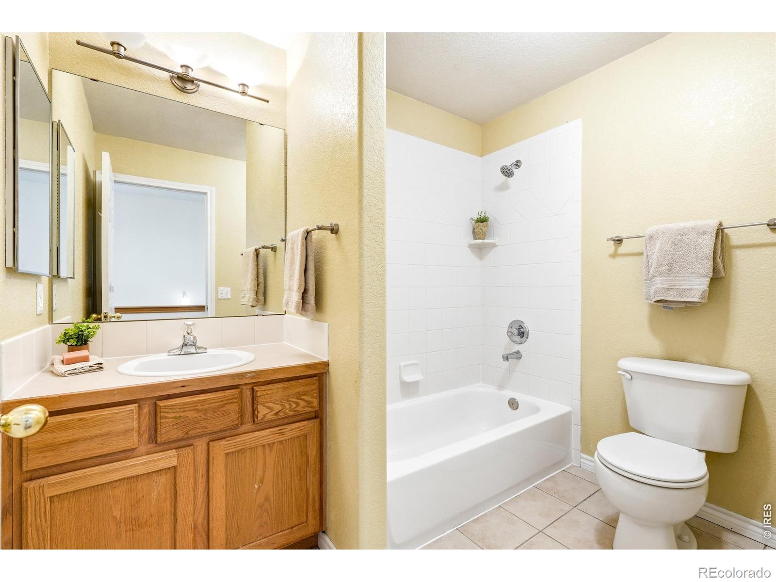 828 Kane Drive Longmont CO 80501