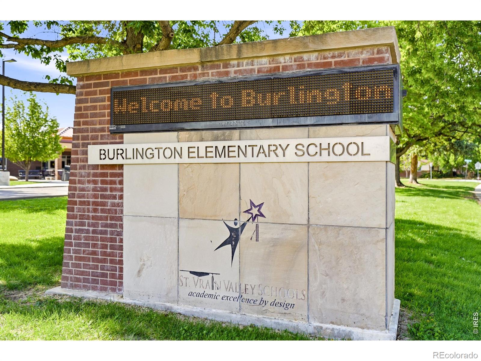 828 Kane Drive Longmont CO 80501