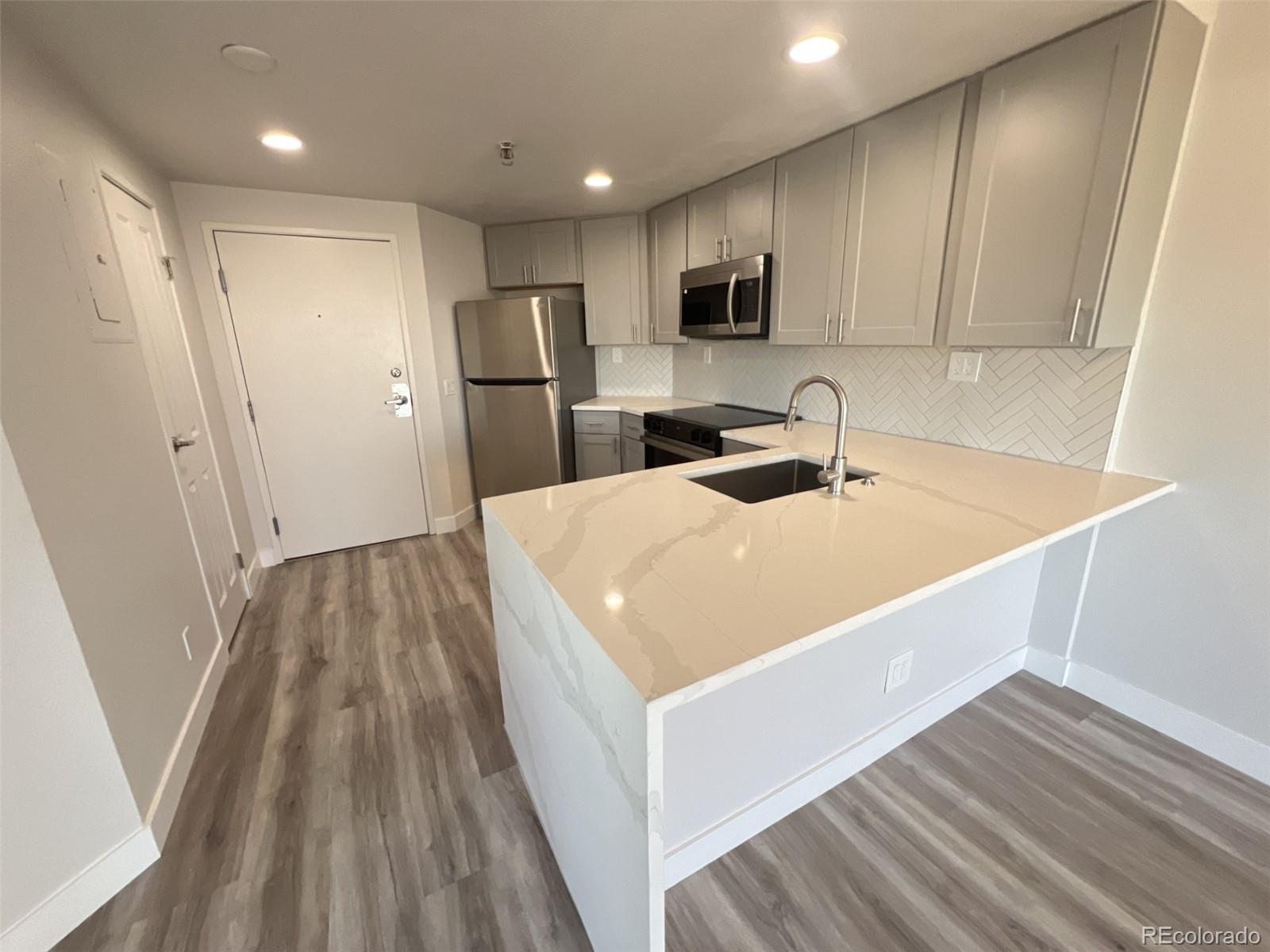 100 Park Avenue W Denver CO 80205