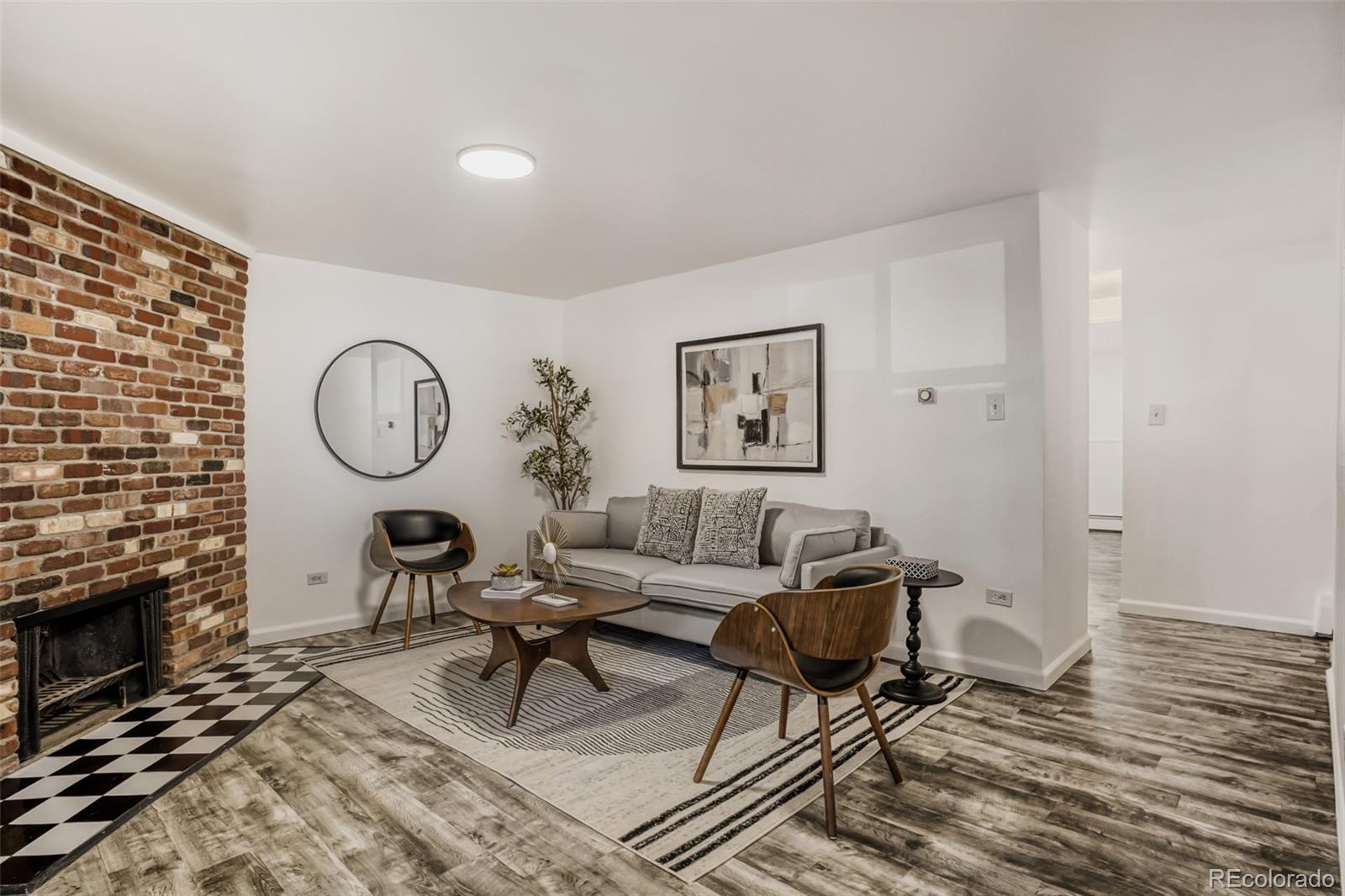 2190 S Holly Street Denver CO 80222