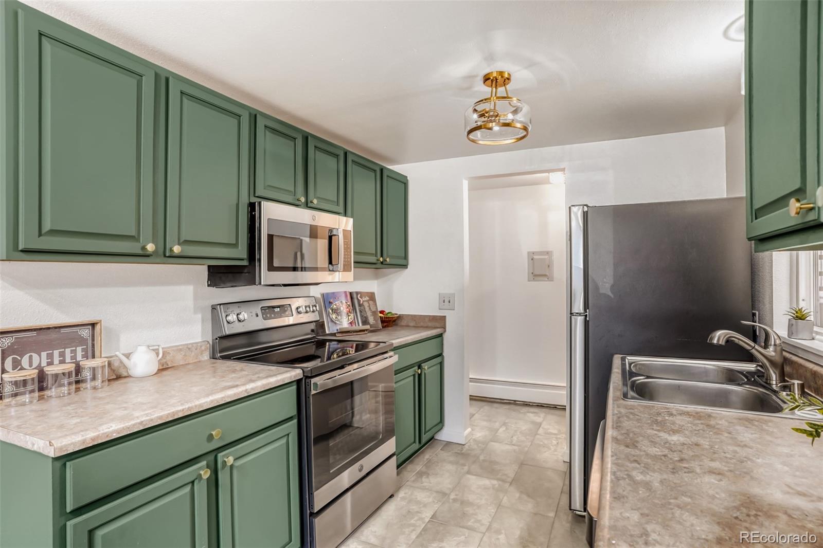 2190 S Holly Street Denver CO 80222
