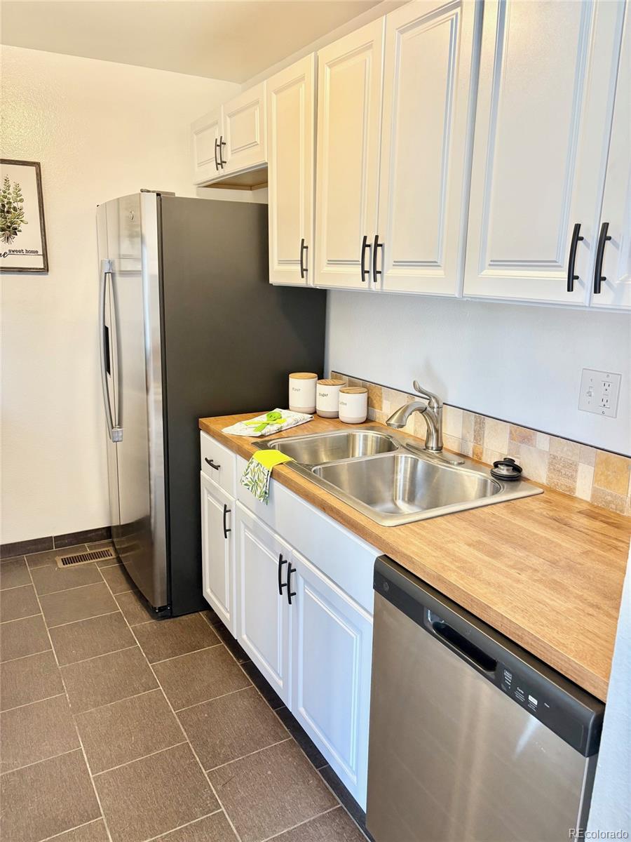 8467 Everett Way Arvada CO 80005