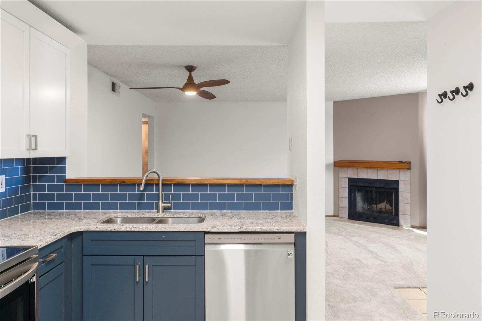 5702 W Asbury Place Lakewood CO 80227