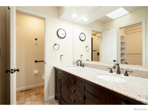 54 S Evanston Way Aurora CO 80012